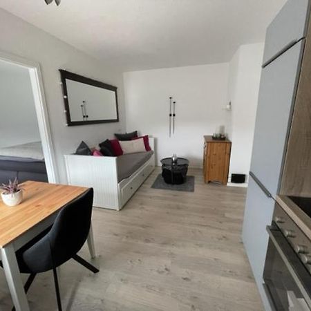 Ferienwohnung Am Marktplatz - Zentrale Lage Vor Den Toren Flensburgs, Mit Vollstaendiger Ausstattung Und Balkon Harrislee Buitenkant foto