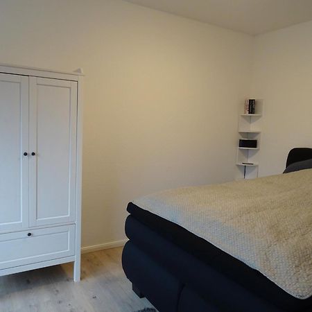 Ferienwohnung Am Marktplatz - Zentrale Lage Vor Den Toren Flensburgs, Mit Vollstaendiger Ausstattung Und Balkon Harrislee Buitenkant foto