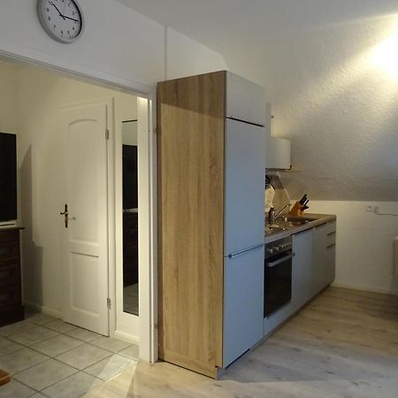 Ferienwohnung Am Marktplatz - Zentrale Lage Vor Den Toren Flensburgs, Mit Vollstaendiger Ausstattung Und Balkon Harrislee Buitenkant foto