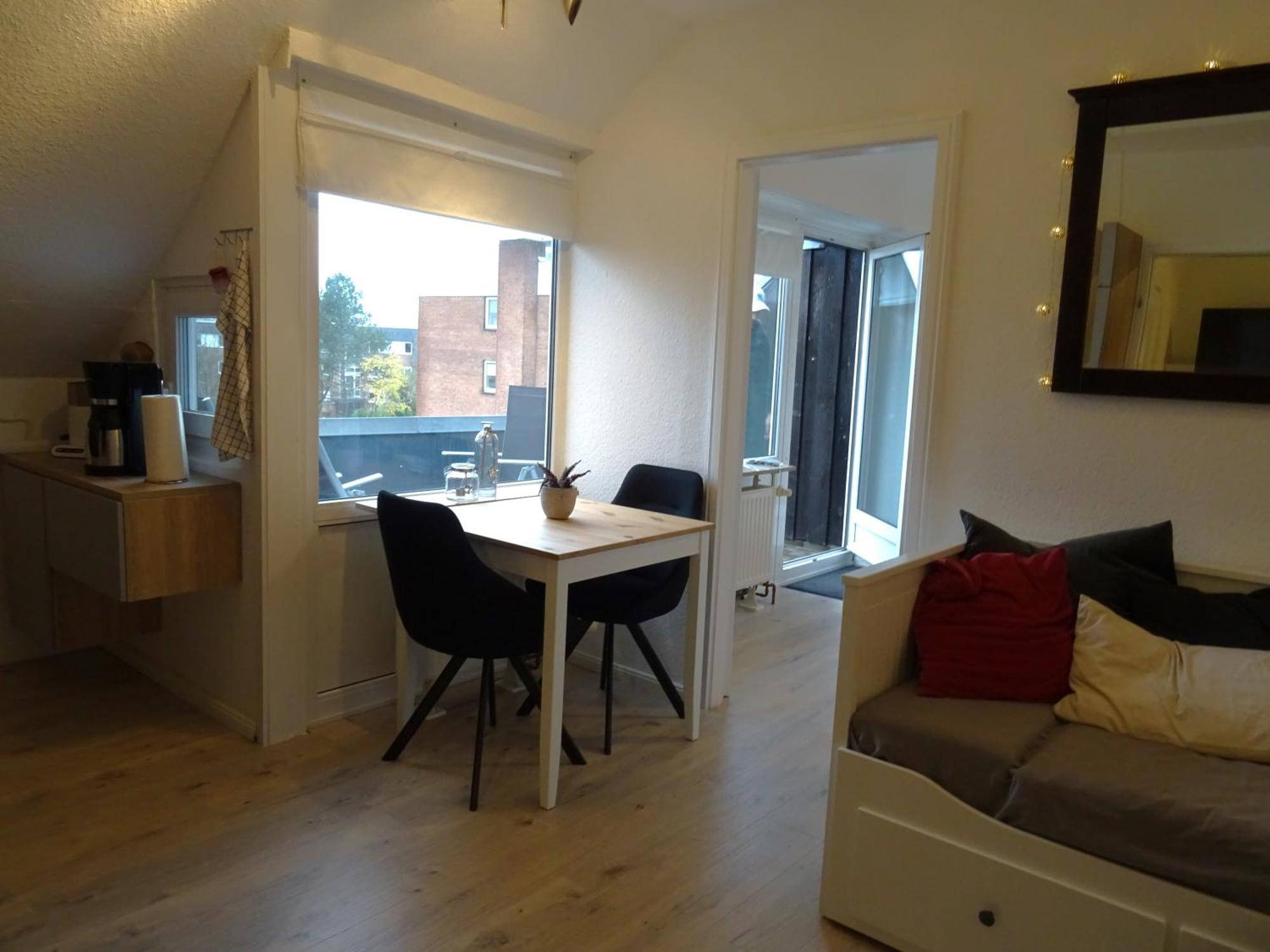 Ferienwohnung Am Marktplatz - Zentrale Lage Vor Den Toren Flensburgs, Mit Vollstaendiger Ausstattung Und Balkon Harrislee Buitenkant foto